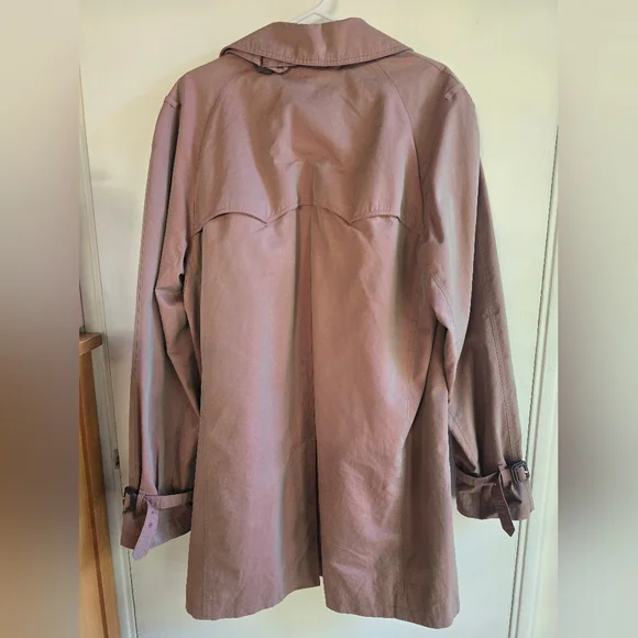 Burberry Trench Coat Large - Picture 3 of 14